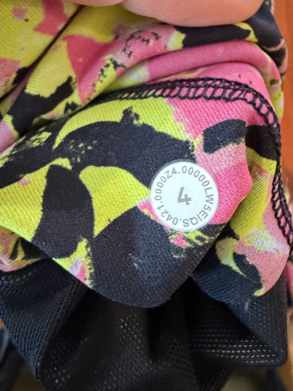 Lululemon Leggings Pink, Yellow & Black Size 4 - Picture 5 of 6